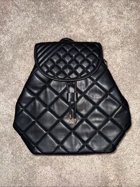 Quilted Black Drawstring Backpack